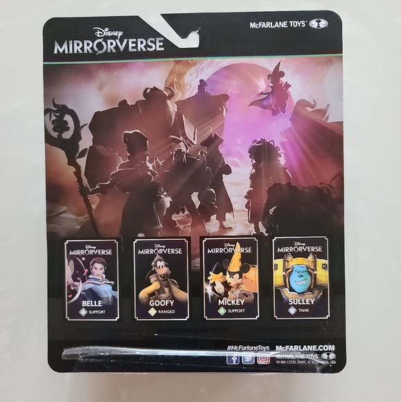 McFarlane Toys Disney Mirrorverse Mickey Mouse Action Figure - Picture 3 of 4